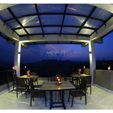 9 Arch Hotell Bandarawela Exteriör bild