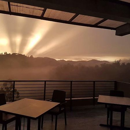 9 Arch Hotell Bandarawela Exteriör bild