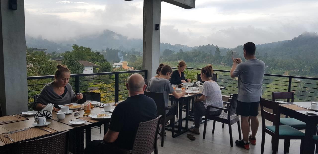 9 Arch Hotell Bandarawela Exteriör bild